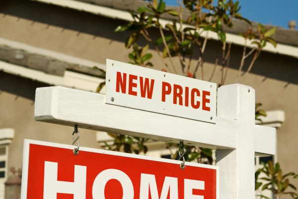 Home prices dropping everywhere but Alberta